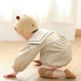⁦SOCKS ET GENOULLIER MARRON BABY BOY⁩ - الصورة ⁦2⁩