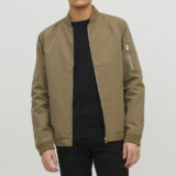 ⁦JACK & JONES BOMBER JOMER BOMBER KHAKI⁩ - الصورة ⁦2⁩